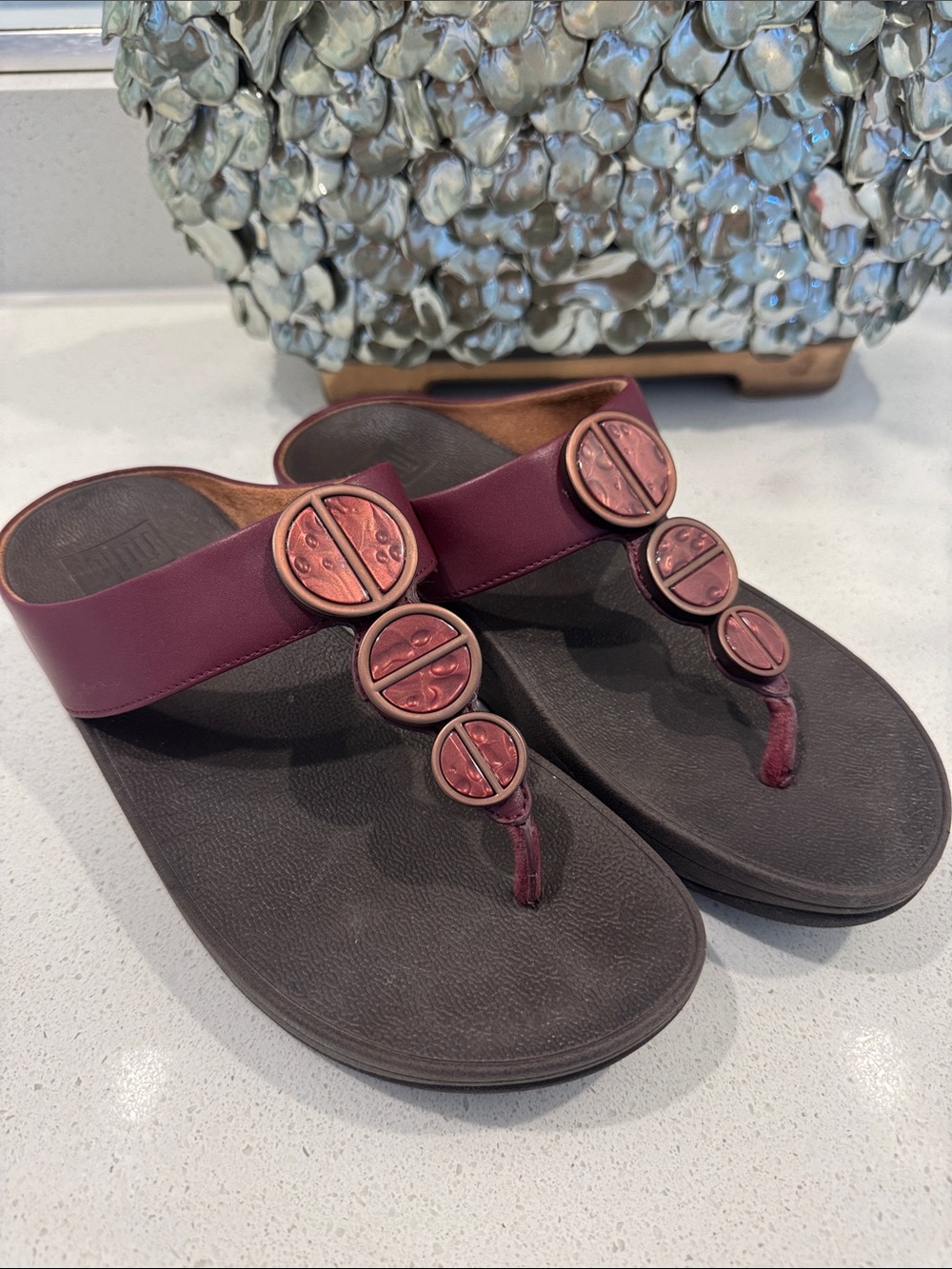 Fitflop Women’s Burgundy Thong Sandals